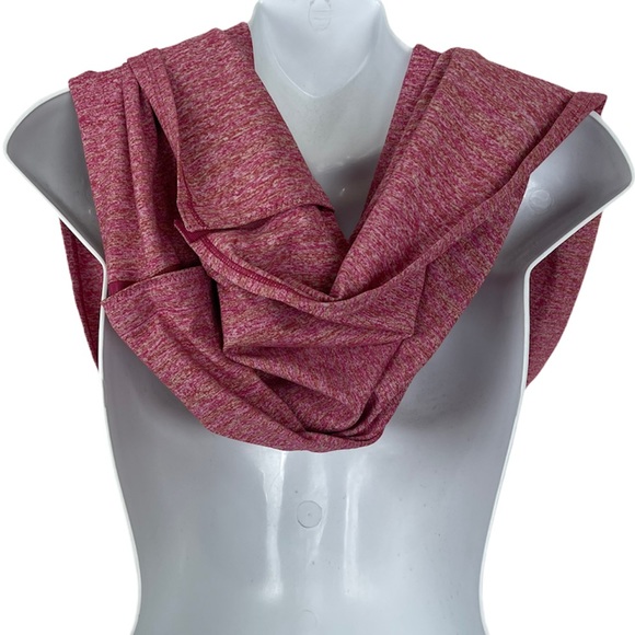 Lululemon Vinyasa Scarf Heathered Wrap Snap Button - Picture 5 of 5